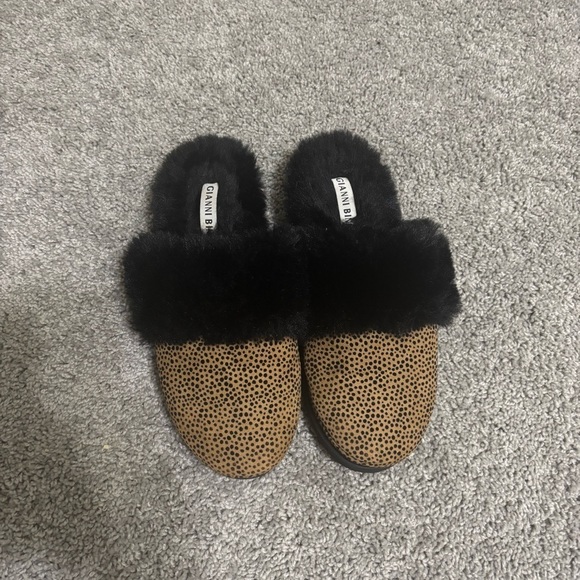 Gianni Bini Animal Print Slippers Size 7-7.5 - Picture 3 of 5